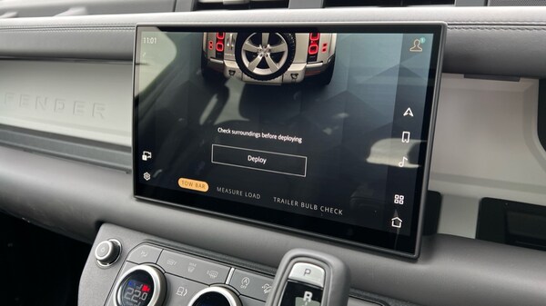 Used Land Rover Defender 2025 for sale - 76086844: Photo 44