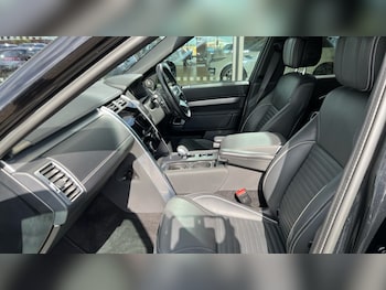 Used Land Rover Discovery 2022 for sale - 75886790: Photo