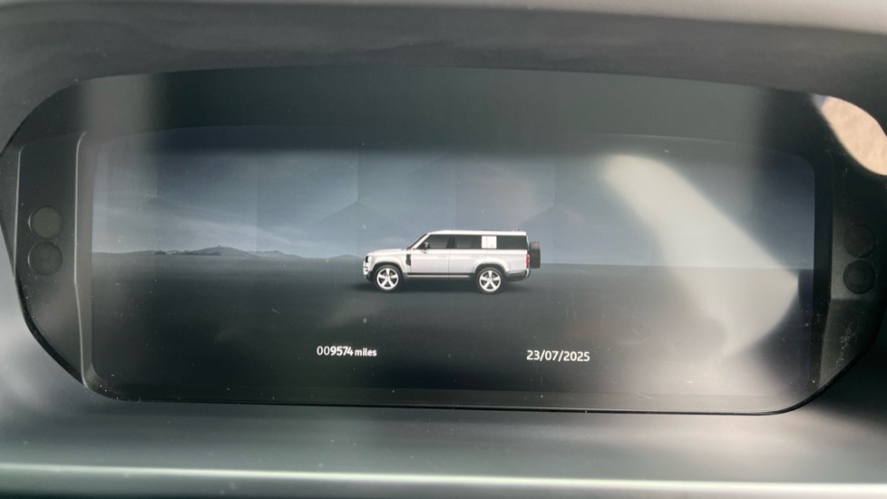 Used Land Rover Defender 2023 for sale - 76754710: Photo 16