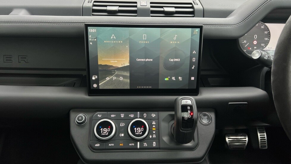 Used Land Rover Defender 2022 for sale - 76874011: Photo 14