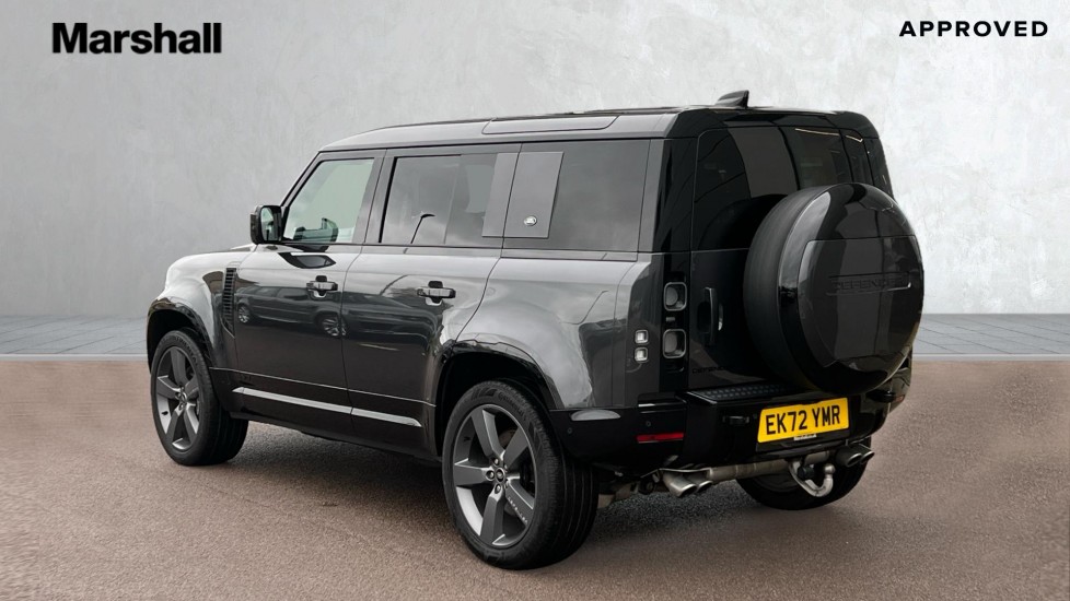 Used Land Rover Defender 2022 for sale - 76874011: Photo 2