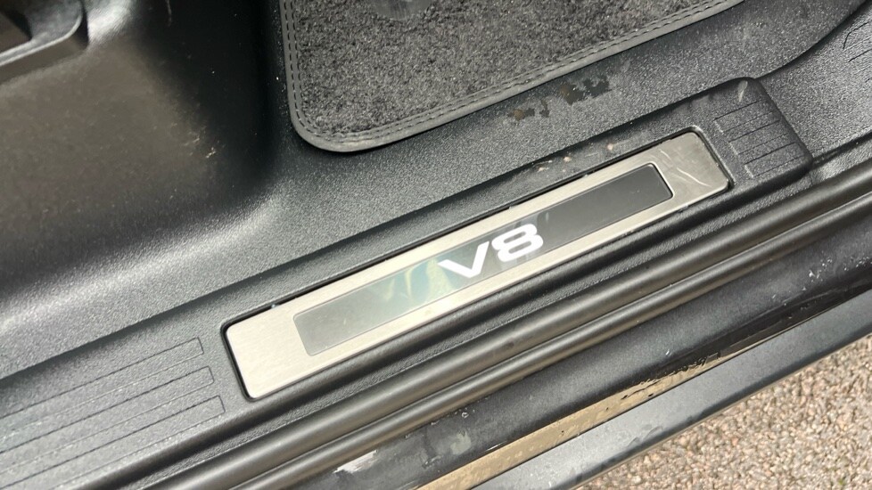 Used Land Rover Defender 2022 for sale - 76874011: Photo 24