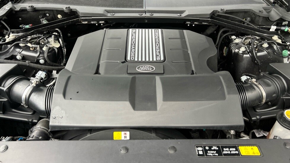 Used Land Rover Defender 2022 for sale - 76874011: Photo 30