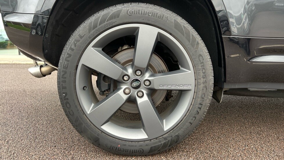 Used Land Rover Defender 2022 for sale - 76874011: Photo 31