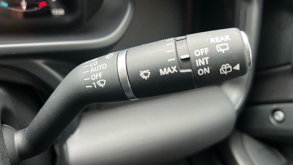 Used Land Rover Defender 2022 for sale - 76874011: Photo 40