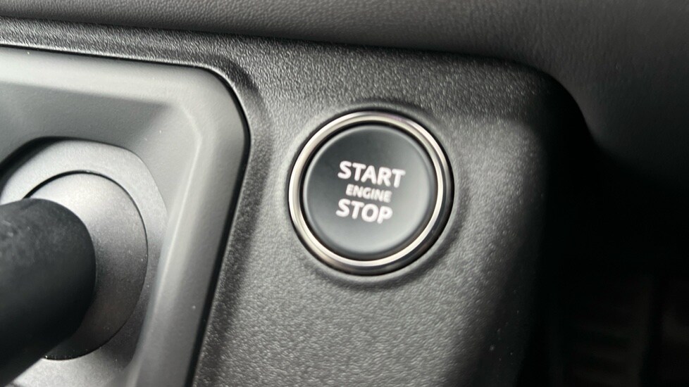 Used Land Rover Defender 2022 for sale - 76874011: Photo 42