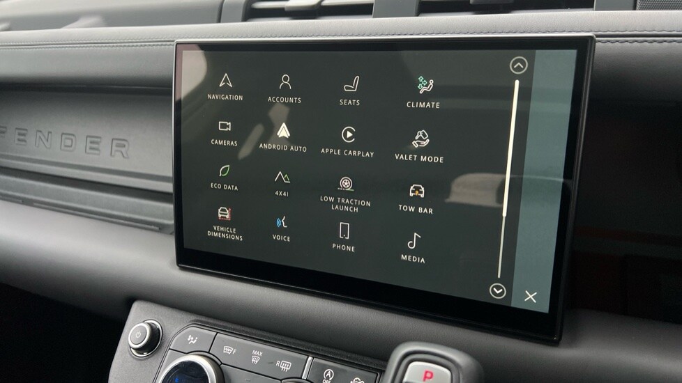 Used Land Rover Defender 2022 for sale - 76874011: Photo 44