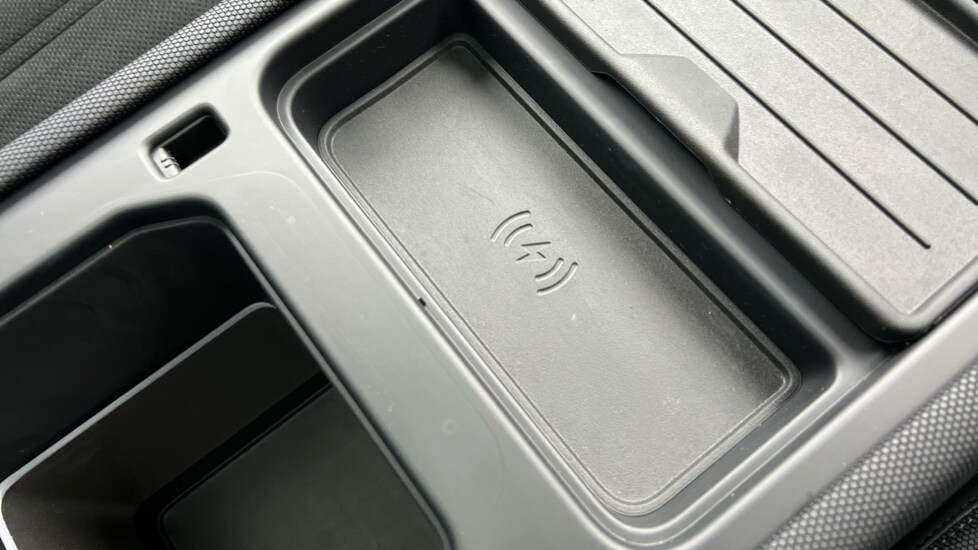 Used Land Rover Defender 2022 for sale - 76874011: Photo 51