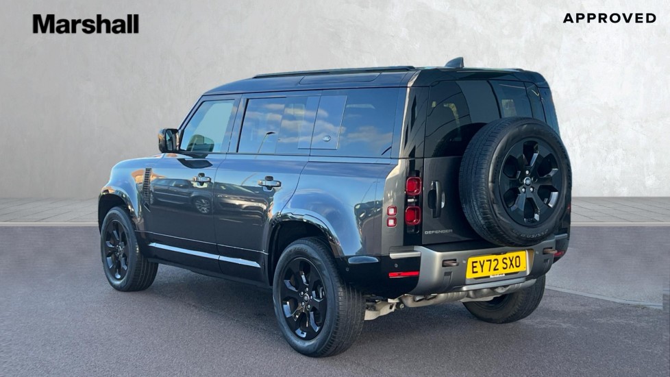 Used Land Rover Defender 2022 for sale - 76873745: Photo 2