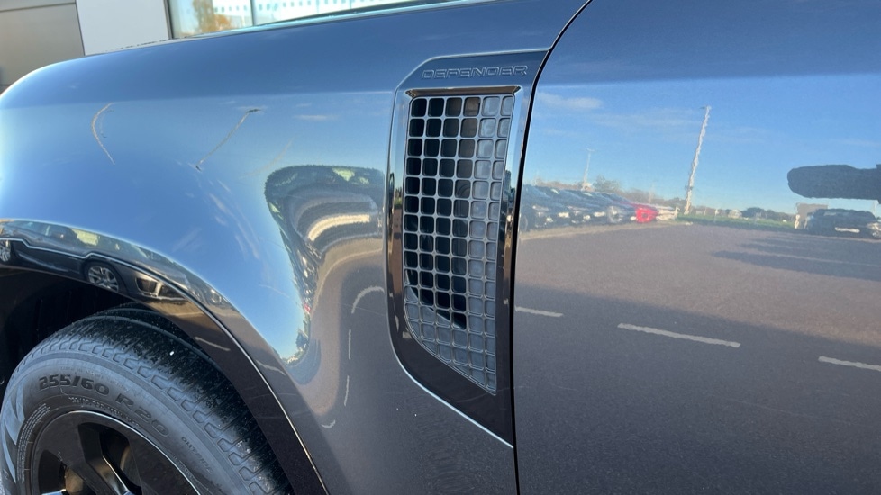 Used Land Rover Defender 2022 for sale - 76873745: Photo 20