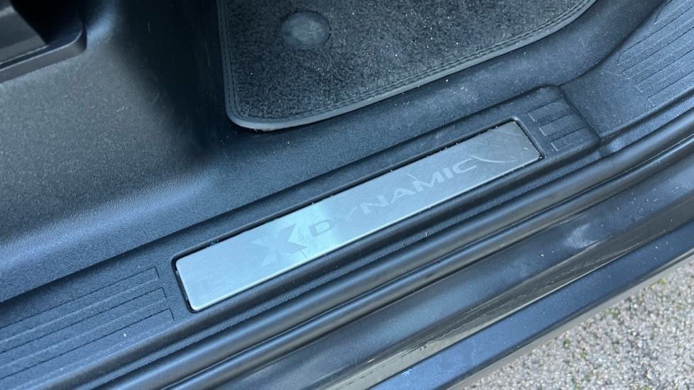 Used Land Rover Defender 2022 for sale - 76873745: Photo 23