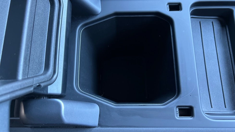 Used Land Rover Defender 2022 for sale - 76873745: Photo 46