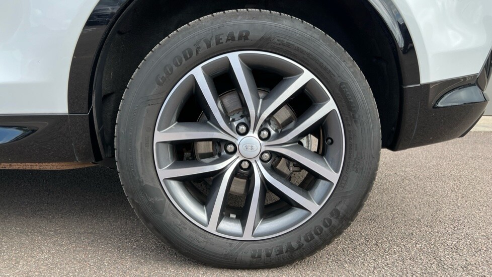 Used Land Rover Discovery Sport 2024 for sale - 75584331: Photo 33