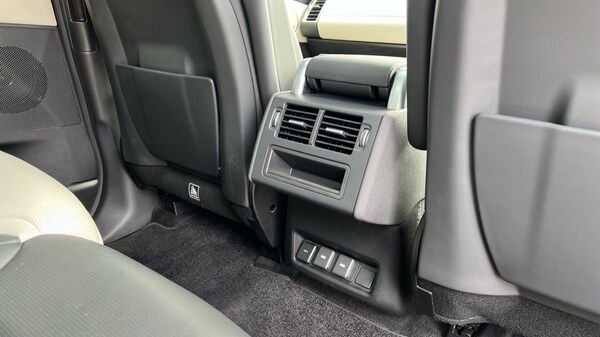 Used Land Rover Discovery 2023 for sale - 76140393: Photo 18