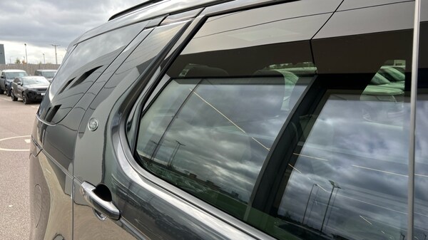 Used Land Rover Discovery 2023 for sale - 76140393: Photo 56