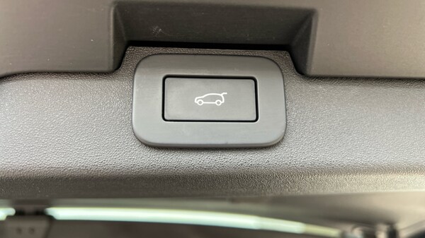 Used Land Rover Discovery 2023 for sale - 76140393: Photo 60