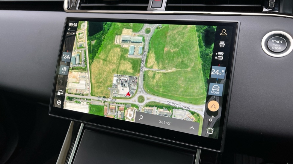 Used Land Rover Range Rover Evoque 2025 for sale - 76966619: Photo 11