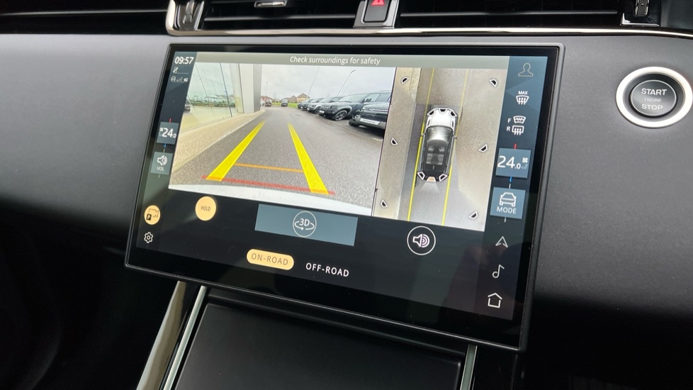 Used Land Rover Range Rover Evoque 2025 for sale - 76966619: Photo 12