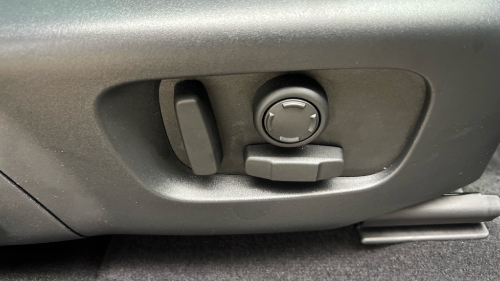 Used Land Rover Range Rover Evoque 2025 for sale - 76966619: Photo 23