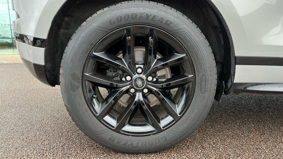 Used Land Rover Range Rover Evoque 2025 for sale - 76966619: Photo 31