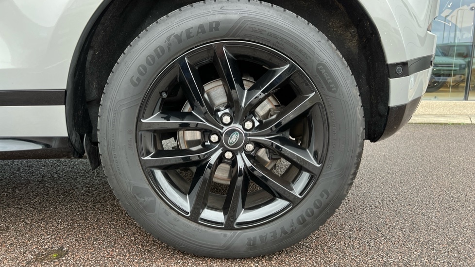 Used Land Rover Range Rover Evoque 2025 for sale - 76966619: Photo 33