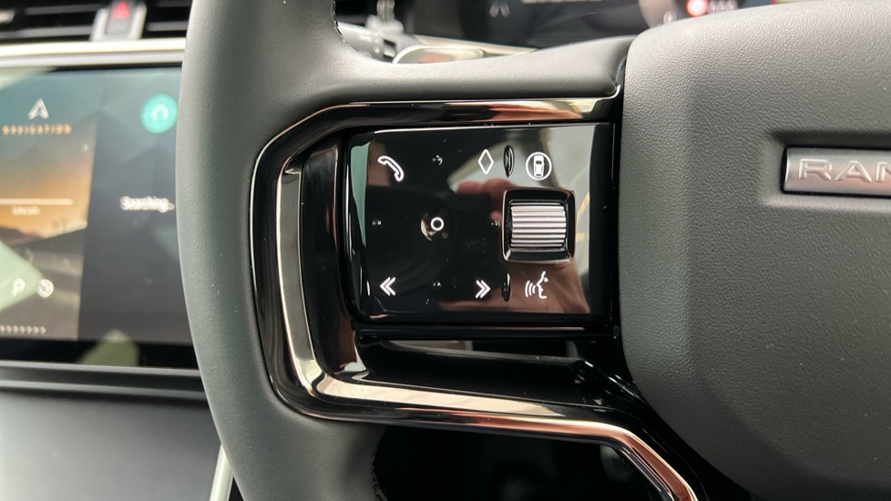 Used Land Rover Range Rover Evoque 2025 for sale - 76966619: Photo 37