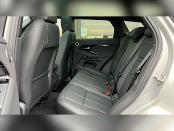 Used Land Rover Range Rover Evoque 2025 for sale - 76966619: Photo