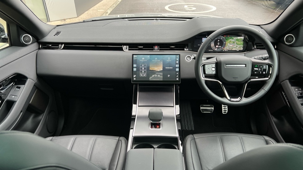 Used Land Rover Range Rover Evoque 2025 for sale - 76966619: Photo 9