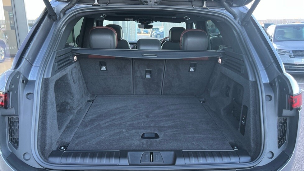 Used Land Rover Range Rover Sport 2023 for sale - 76609474: Photo 10