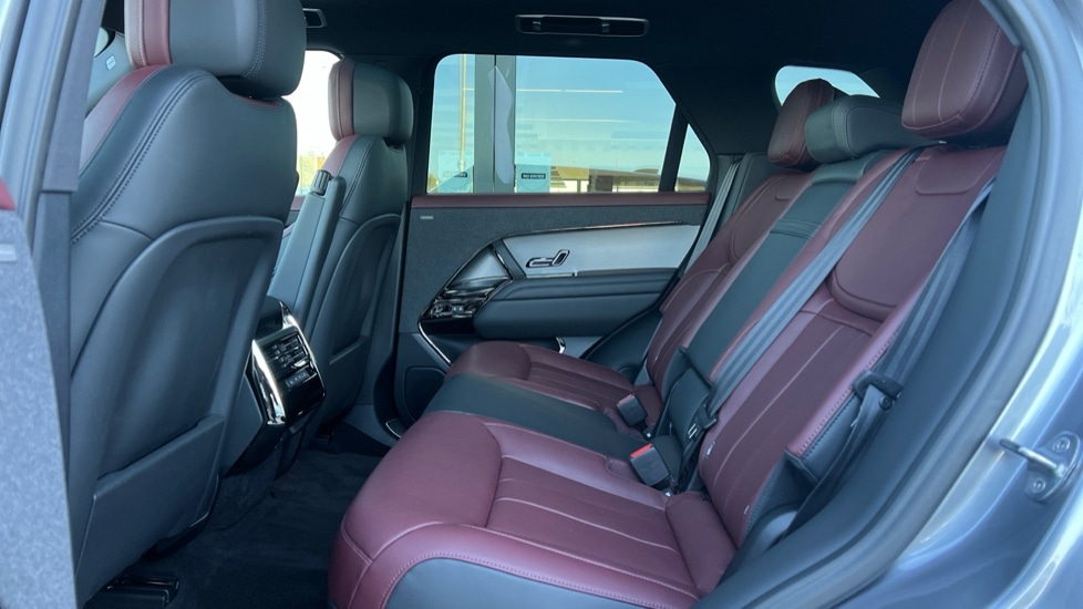Used Land Rover Range Rover Sport 2023 for sale - 76609474: Photo 4