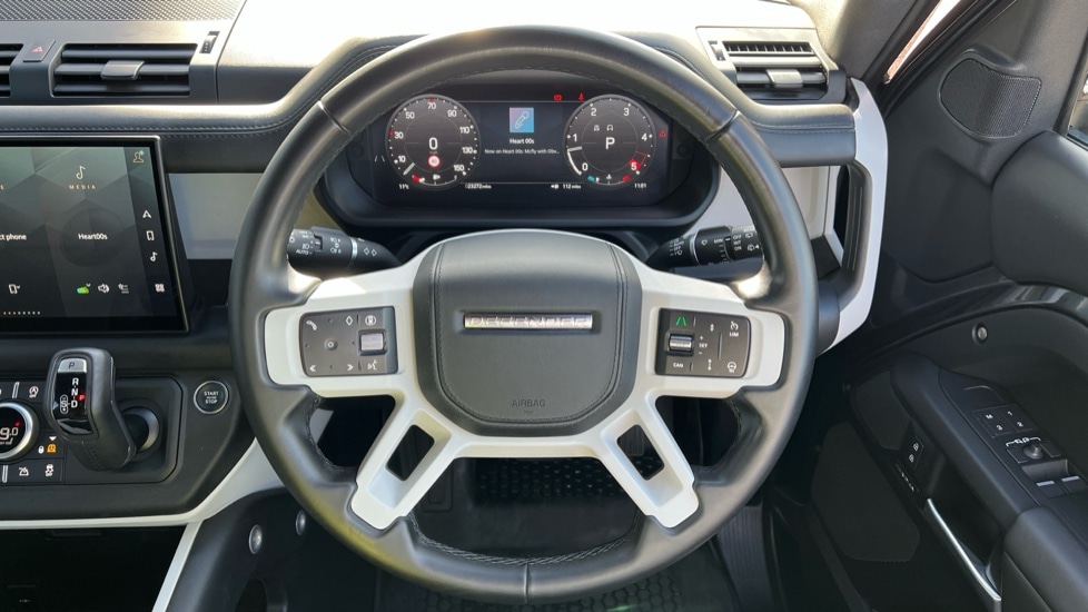 Used Land Rover Defender 2024 for sale - 76869774: Photo 15