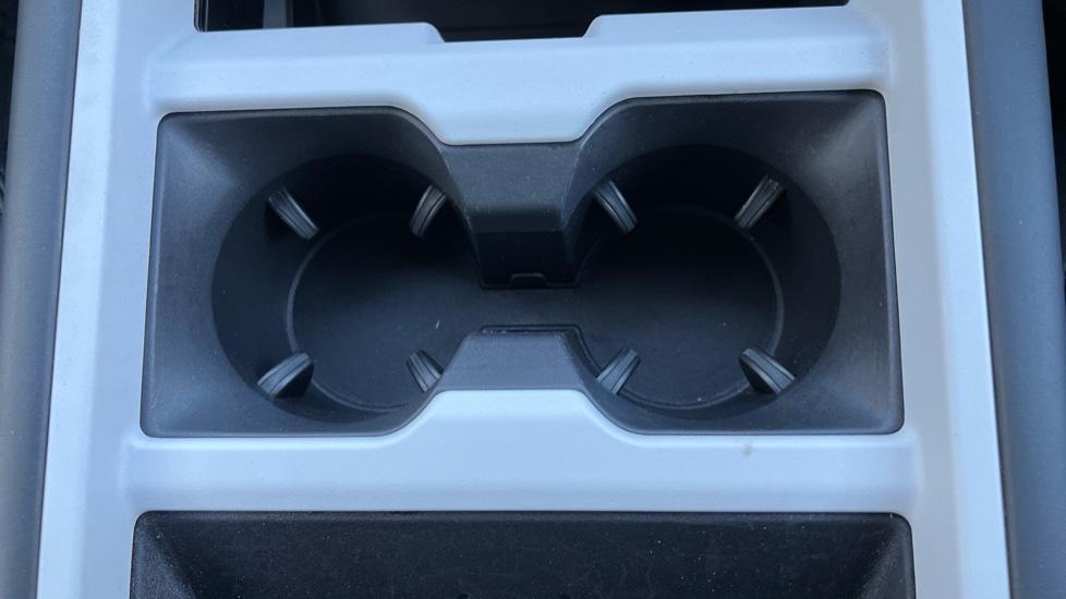 Used Land Rover Defender 2024 for sale - 76869774: Photo 45