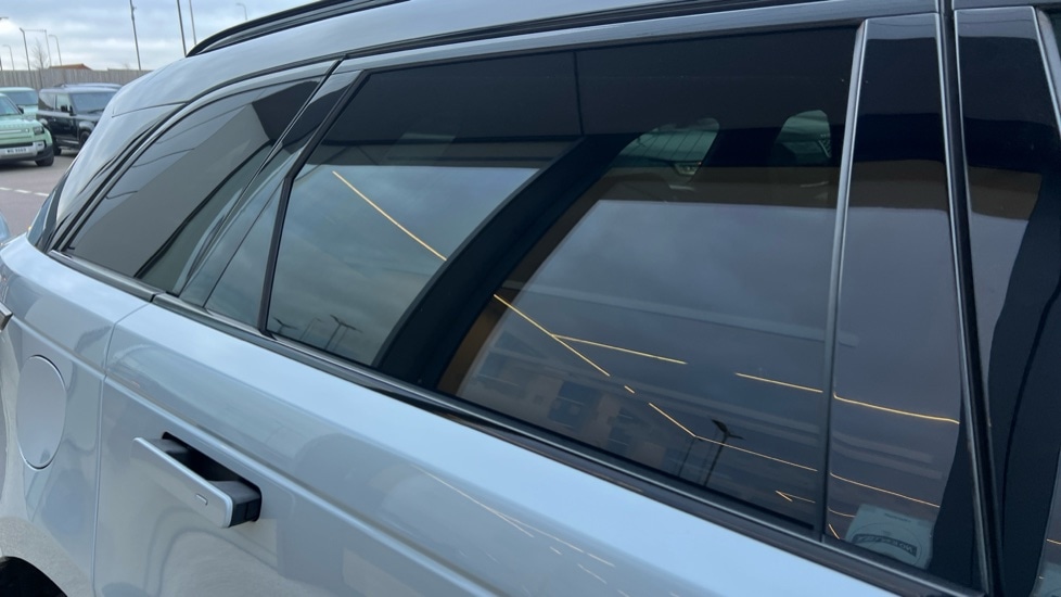 Used Land Rover Range Rover Velar 2024 for sale - 76575230: Photo 53