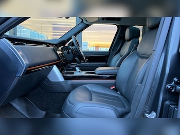 Used Land Rover Range Rover 2024 for sale - 76872615: Photo