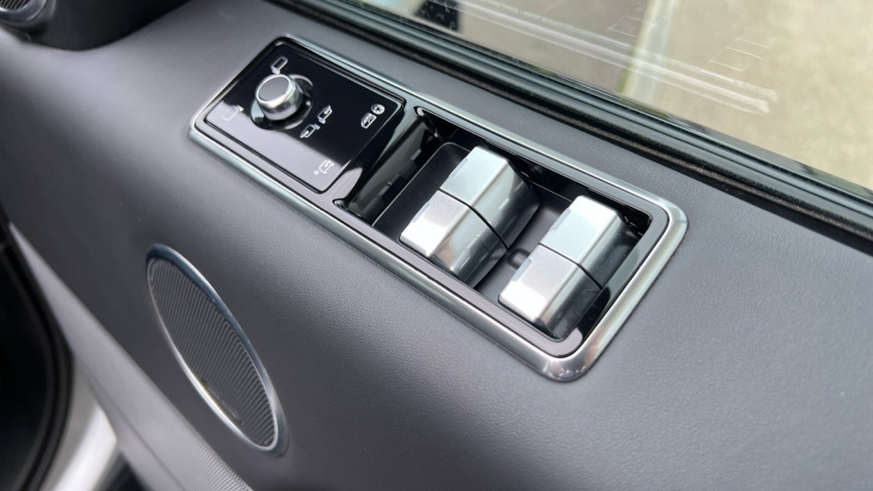 Used Land Rover Range Rover Sport 2021 for sale - 76872209: Photo 35