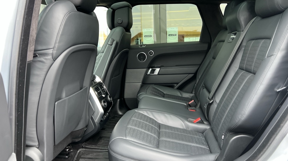 Used Land Rover Range Rover Sport 2021 for sale - 76872209: Photo 4
