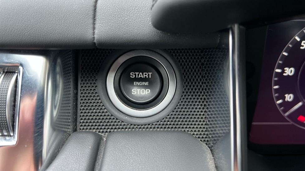 Used Land Rover Range Rover Sport 2021 for sale - 76872209: Photo 41