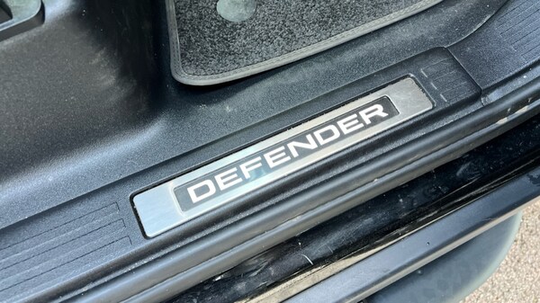 Used Land Rover Defender 2024 for sale - 76161302: Photo 24