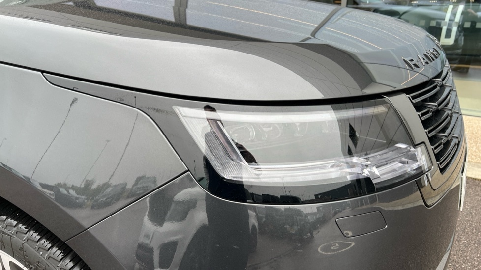 Used Land Rover Range Rover 2024 for sale - 76868736: Photo 17