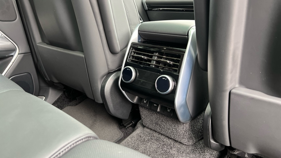 Used Land Rover Range Rover 2024 for sale - 76868736: Photo 18