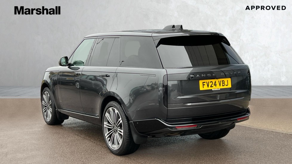 Used Land Rover Range Rover 2024 for sale - 76868736: Photo 2
