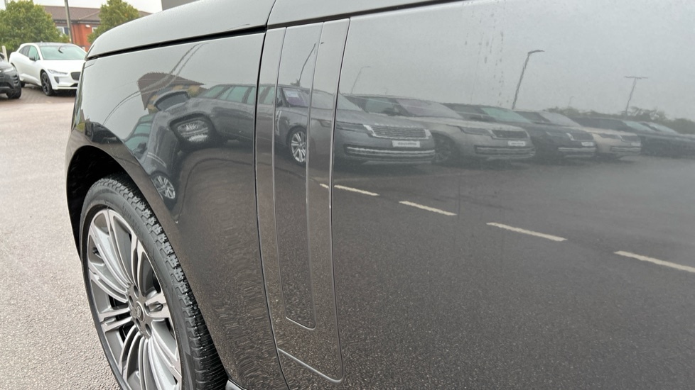 Used Land Rover Range Rover 2024 for sale - 76868736: Photo 20