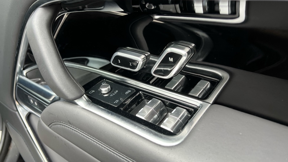 Used Land Rover Range Rover 2024 for sale - 76868736: Photo 24