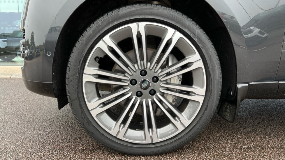 Used Land Rover Range Rover 2024 for sale - 76868736: Photo 32