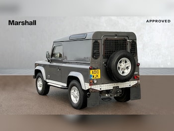 Used Land Rover Defender 2010 for sale - 77018300: Photo