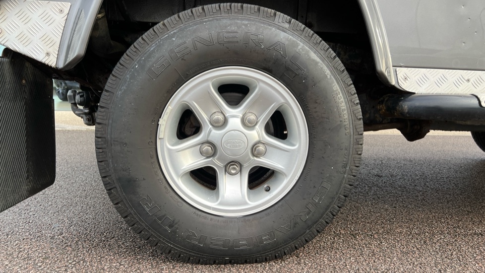 Used Land Rover Defender 2010 for sale - 77018300: Photo 31