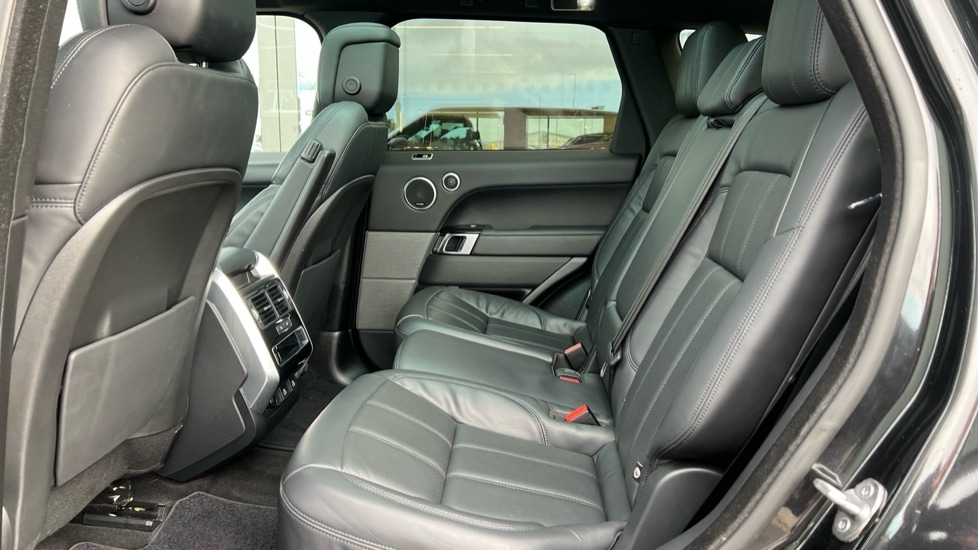 Used Land Rover Range Rover Sport 2021 for sale - 76873828: Photo 4