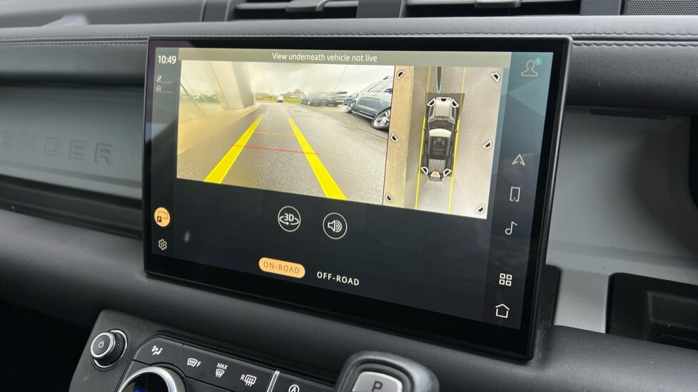 Used Land Rover Defender 2022 for sale - 76874045: Photo 12