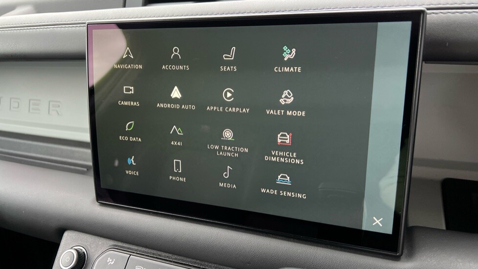 Used Land Rover Defender 2022 for sale - 76874045: Photo 41