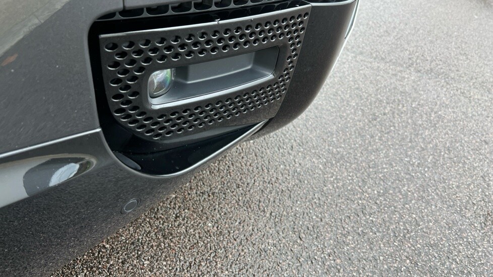 Used Land Rover Defender 2022 for sale - 76874045: Photo 51